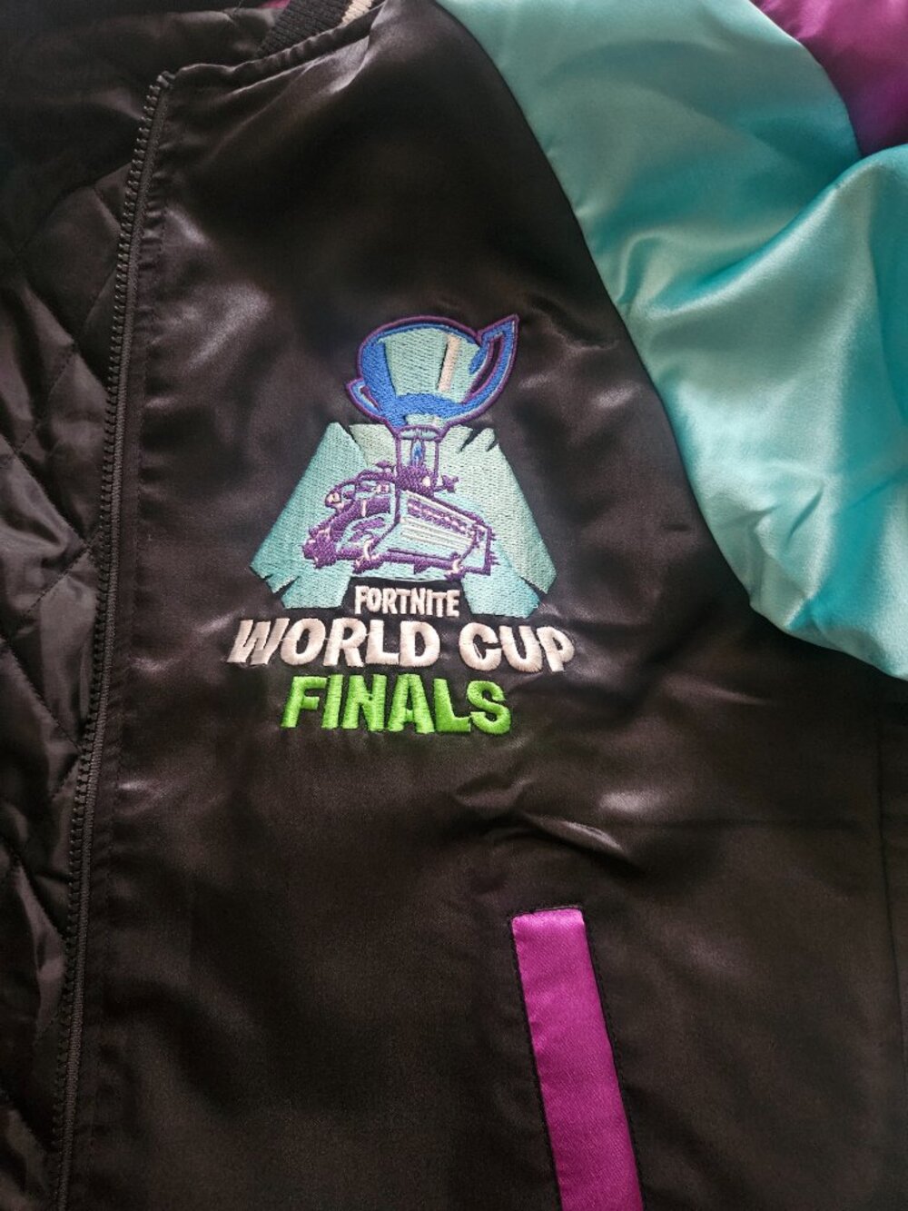 New Fortnite Jacket - Picture 3 of 7